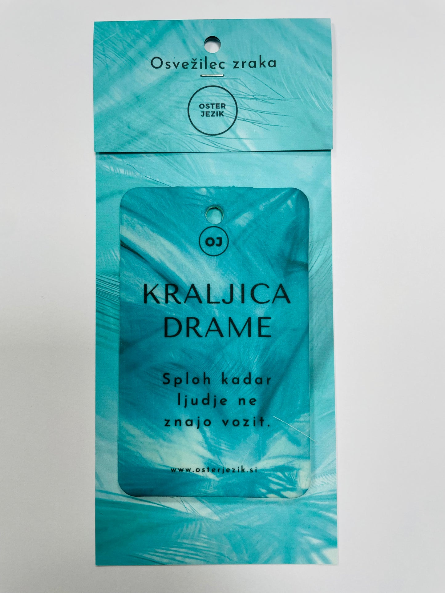 Dišeča obešanka "KRALJICA DRAME" (jagoda)